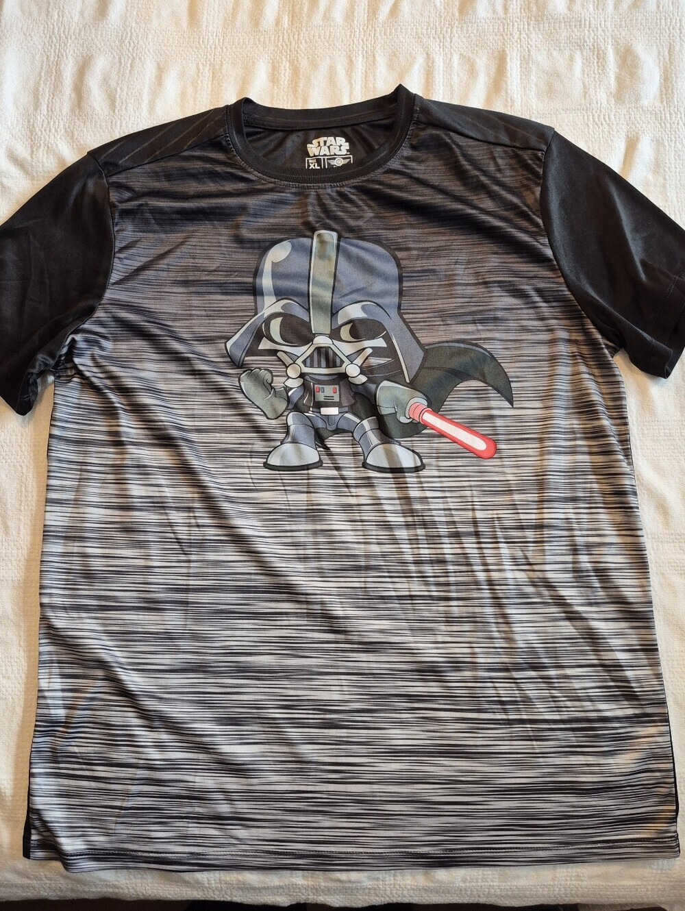 Star Wars Mens T-Shirt X Large Baby Darth Vader Disney Light Saber EUC